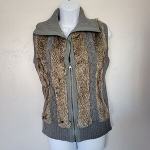 Kontrol Grey Sleeveless Vest Faux Fur Stripes Full Zip Med Collared Thick Knit